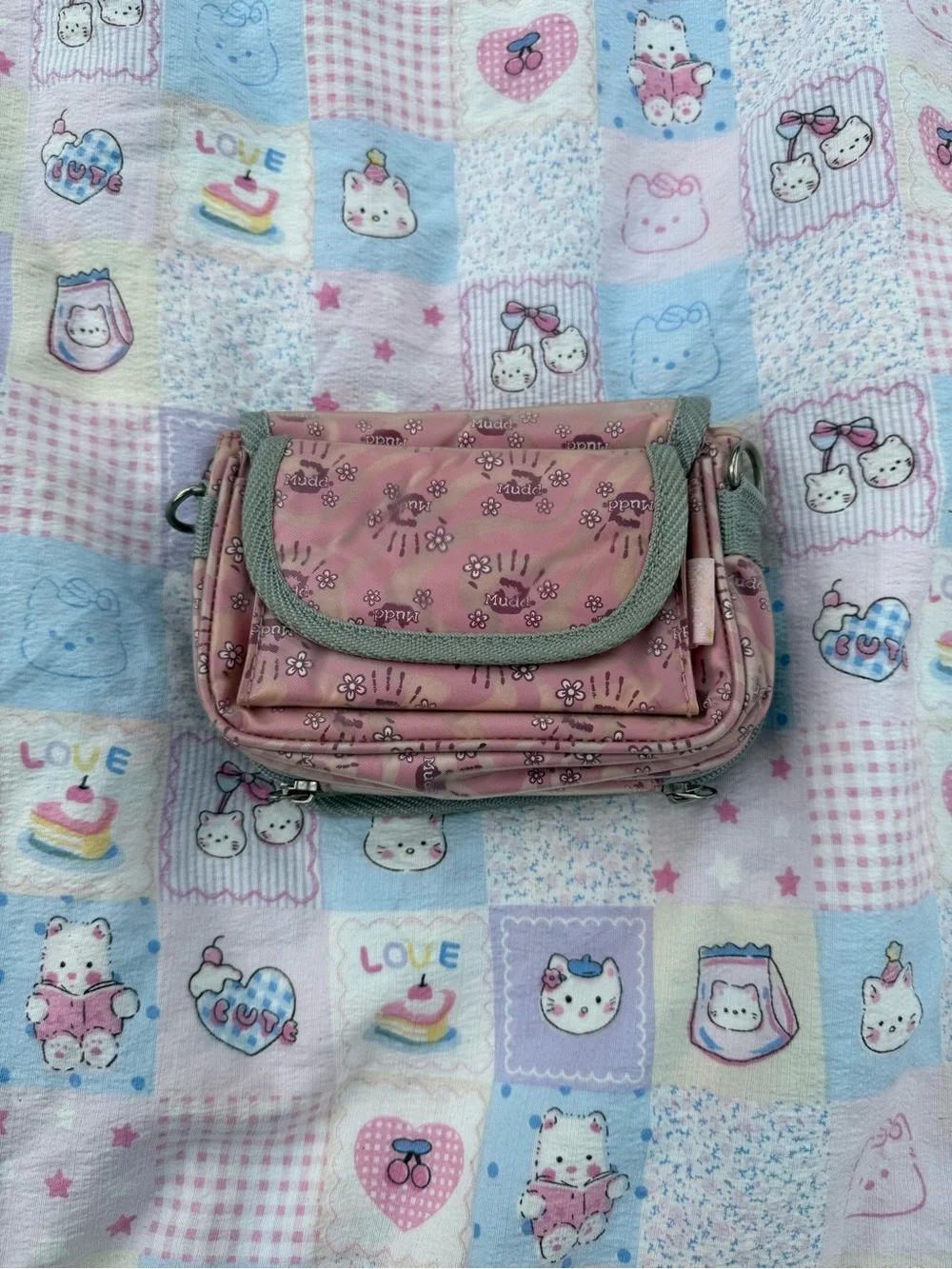 Y2K Vintage MUDD pink wallet